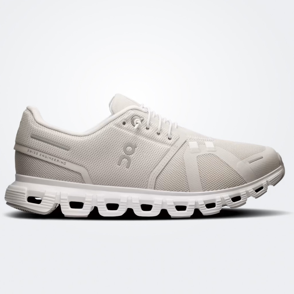 On Cloud - Cloud 6 Running Shoes in 8.5